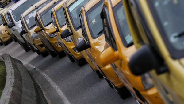 Estos son los puntos de concentración del nuevo paro de taxistas en Bogotá del miércoles