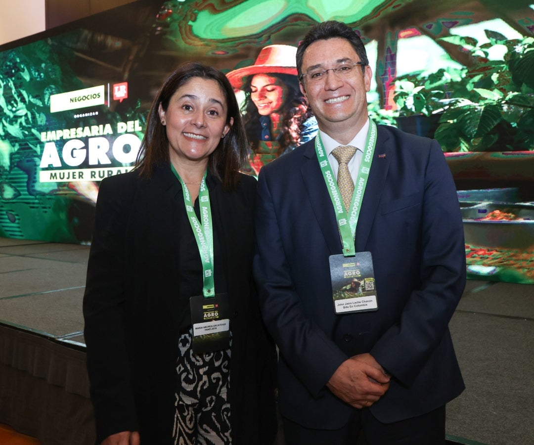 María Andrea Uscátegui, directora ejecutiva de Agro-Bio para la Región Andina; y John Jairo Lache, socio de BDO; estuvieron en el Foro Empresaria del Agro, Mujer Rural.
