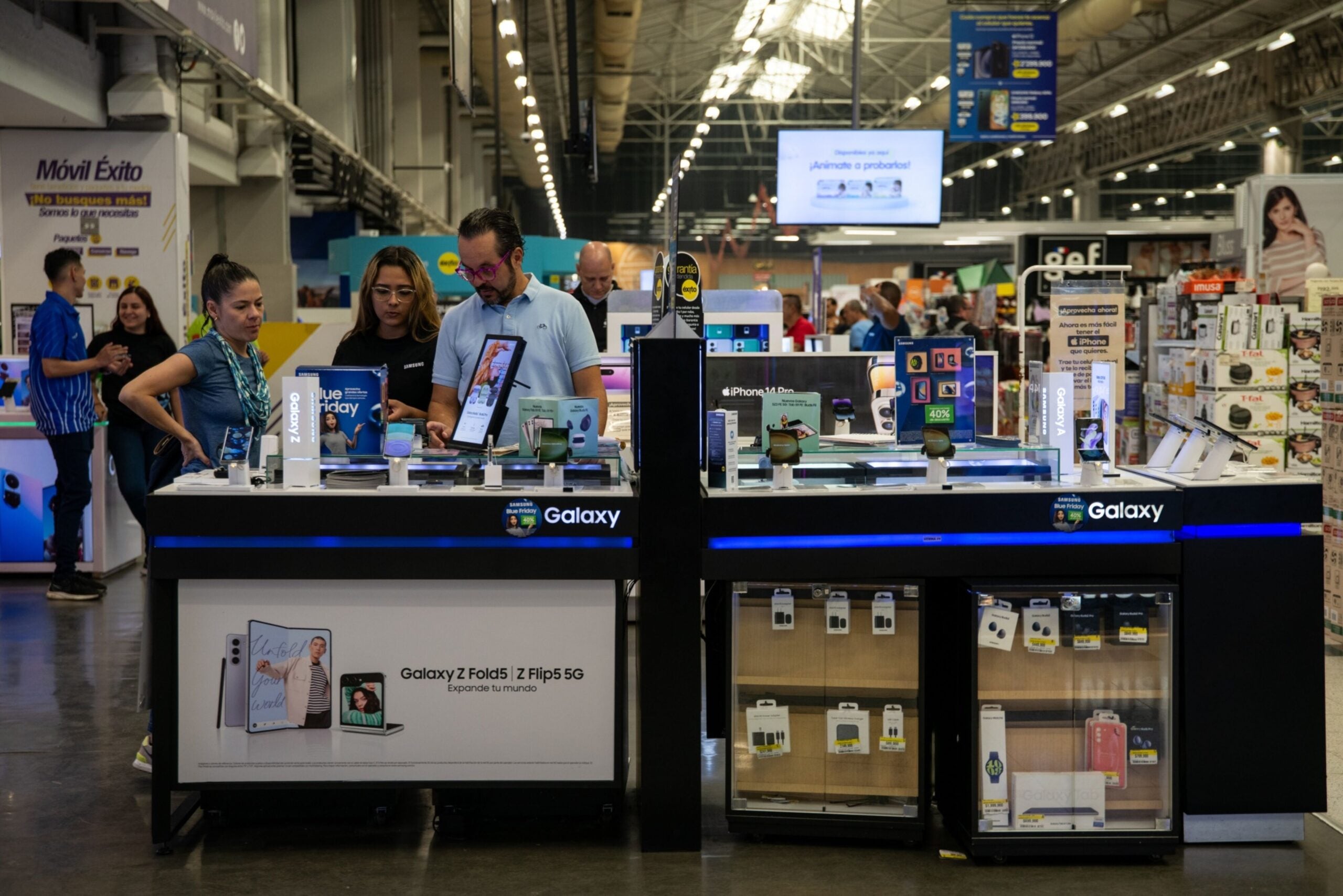 Otra de las categorías favoritas de loc compradores son los celulares