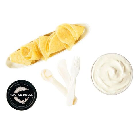 Caviar Russe oro caspio osetra caviar y plato de nácar 