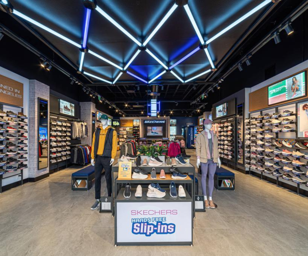 Tiendas skechers top medellin colombia