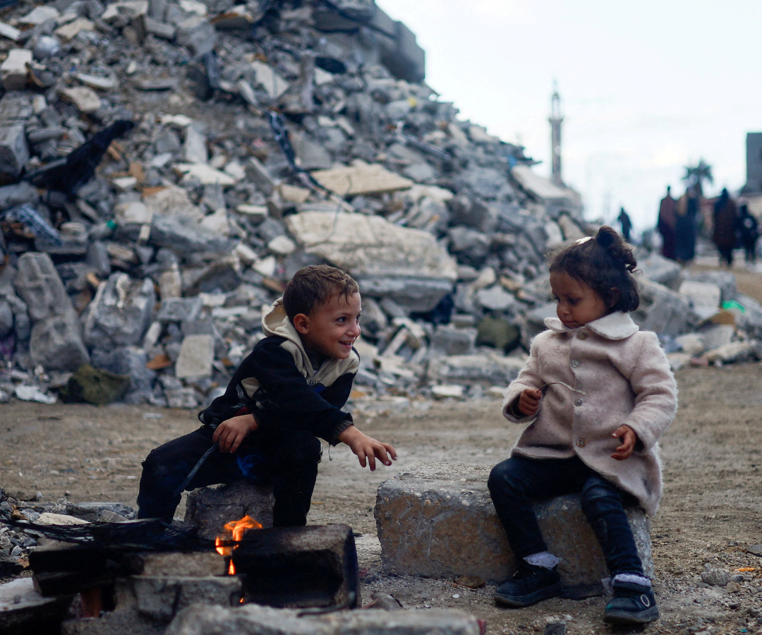 Niños palestinos en medio de la tregua