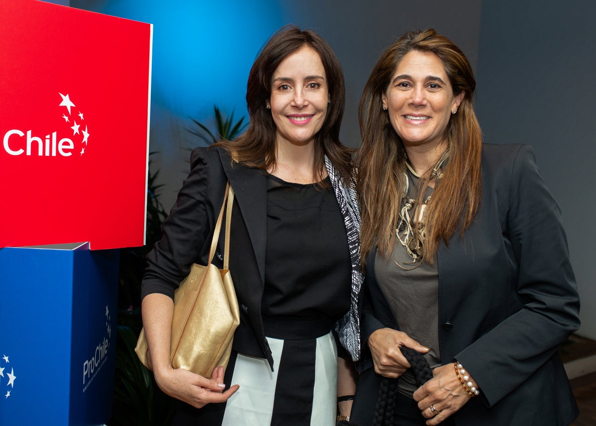 Cristina Campuzano, actriz; y María Luisa Dajer, escritora