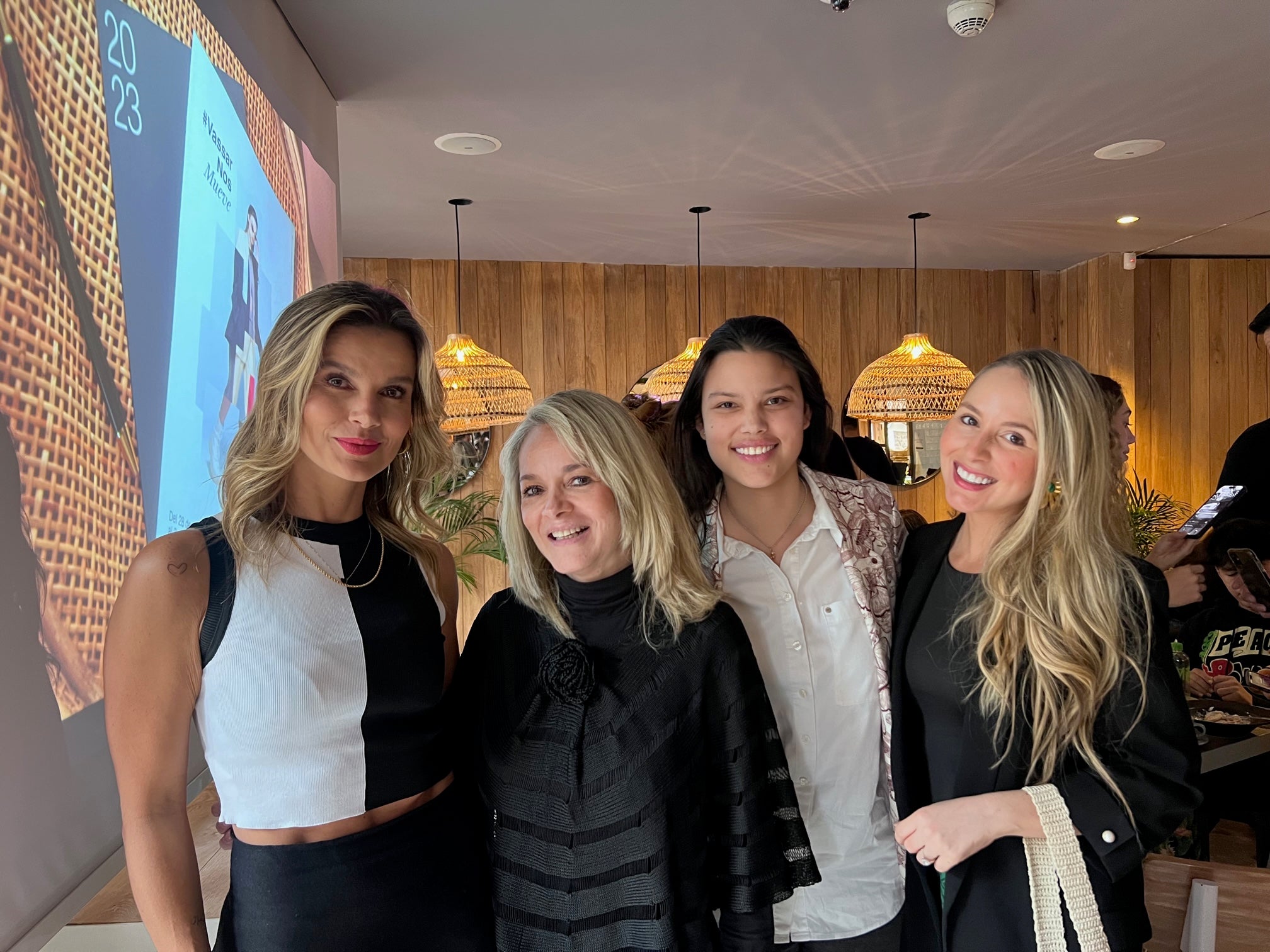 Lizeth Duran, comentarias en Espn; Samara García, periodista e internacionalista; Valentina Duran y Julieta del Río, presentadora