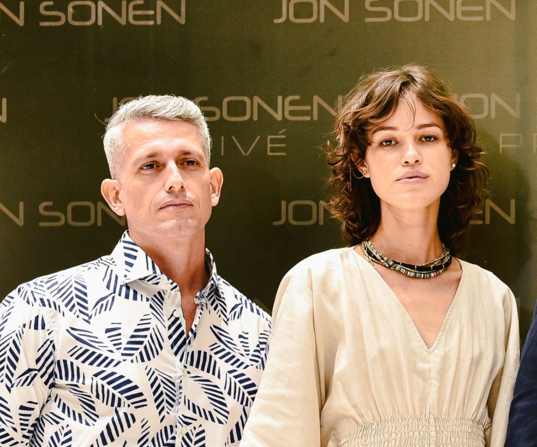 German Álvarez, modelo y Caroline Navarro, también asistieron al evento.