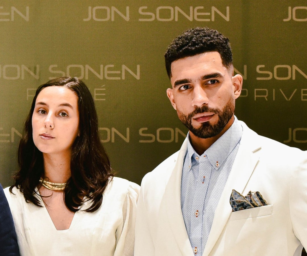 Maria Luisa Toro y Renzo Casas, modelo, también asistieron al evento.