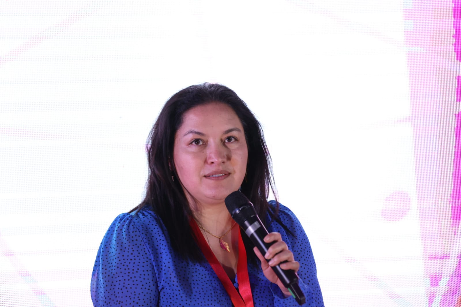 Laura Reyes, directora ejecutiva de Cempre.