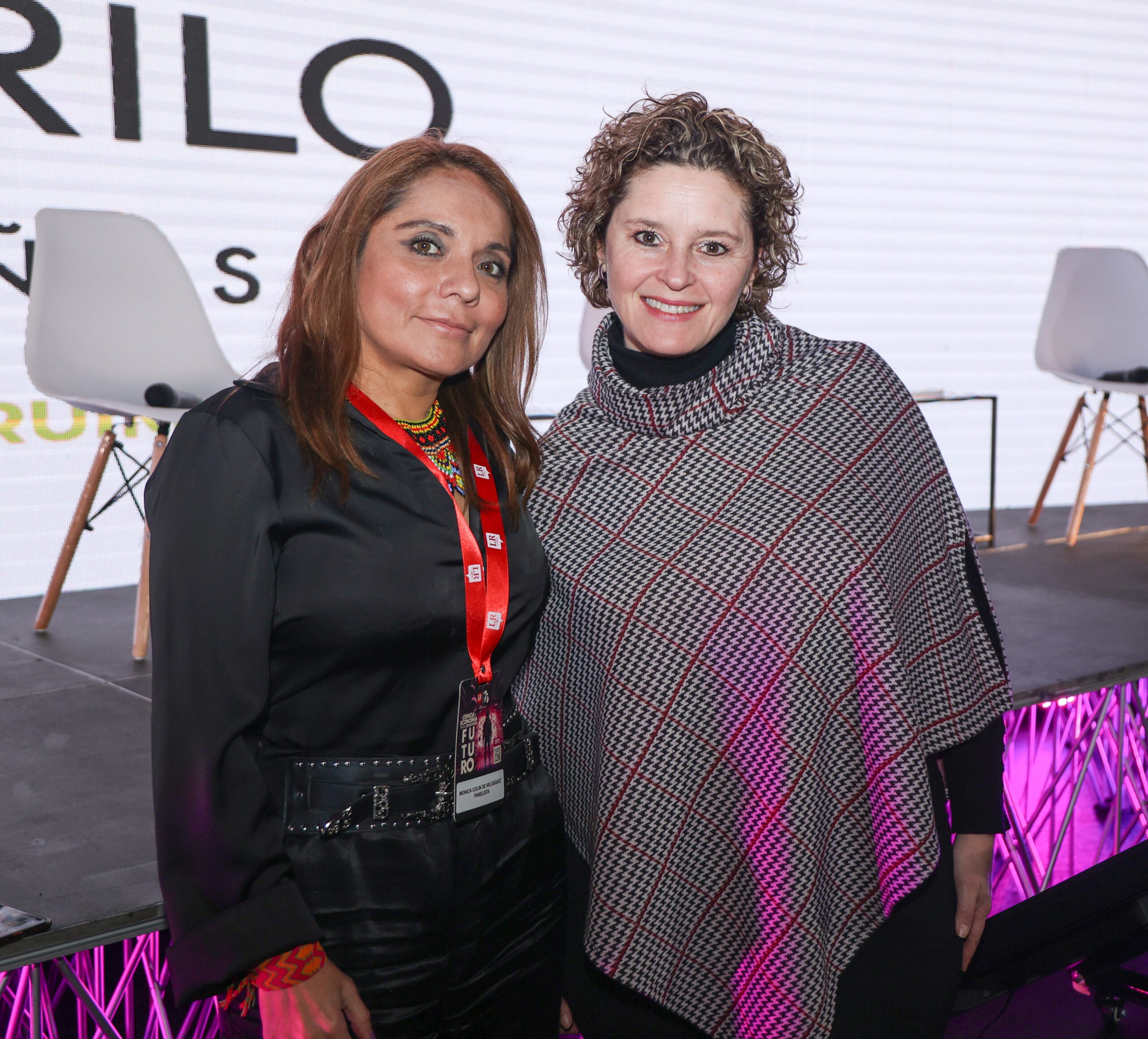 Mónica Colin, decana de la Facultad de Humanidades y Ciencias Sociales de la Universidad EAN; y Natalia Arias Echeverry, Gerente de Proyectos Especiales en la Cámara de Comercio de Bogotá.