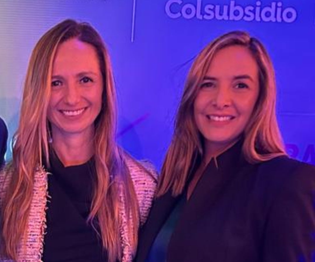 Carolina Torrico gerente de Alika RRPP comunicaciones y Gina Bermúdez gerente de comunicaciones en Alika Rrpp.