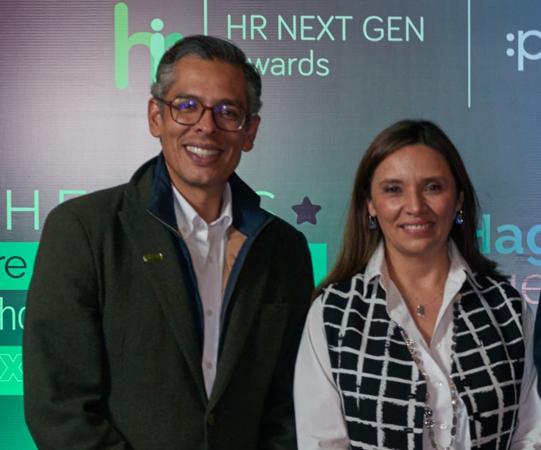 José Miguel Caro sociode Plurum y Martha Castellanos gerente de talento humano en Colsubsidio.