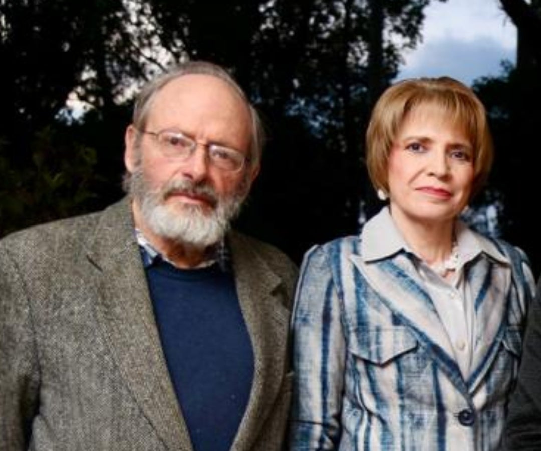 Carlos Eduardo Balen, miembro junta directiva de Smob y Lía Margarita Álvarez Puente, subdirectora general de gestión administrativa y financiera.