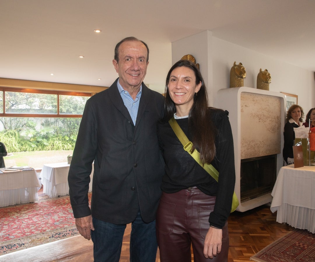 Carlos Duque, fotógrafo y diseñador gráfico, y Juliana Duque, asistieron al evento.