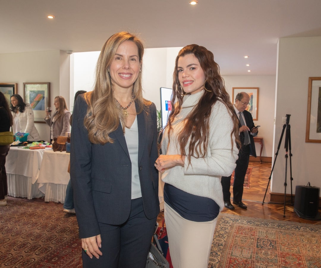 Diana Rodríguez, gerente del Centro de Convenciones Cartagena de Indias, y Karime Amaya.