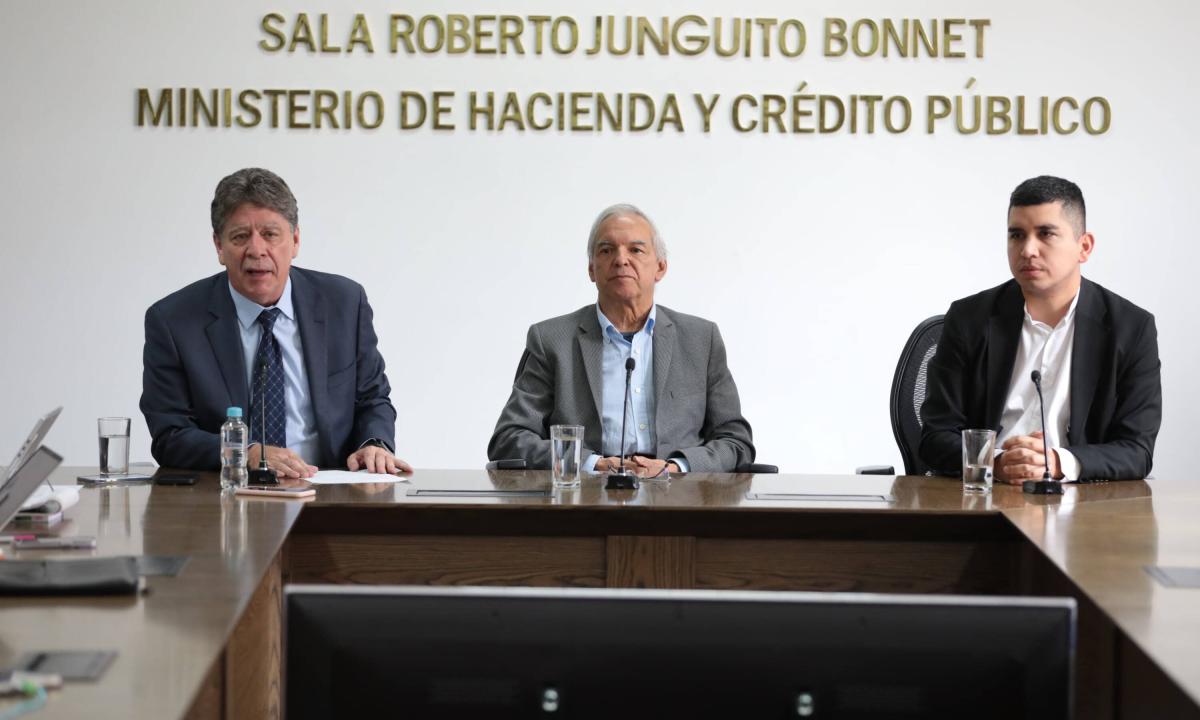 El Gobierno, la Andi y Asobancaria, foto Ministerio de Hacienda