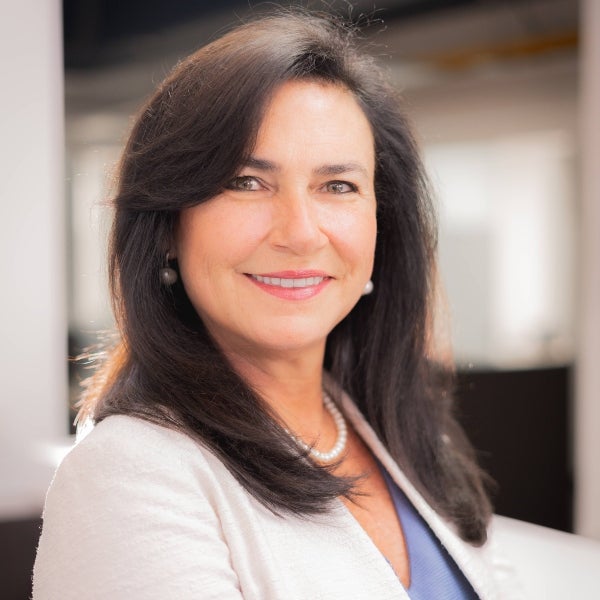 Lía Heenan, socia de Finanzas Corporativas en Crowe Colombia