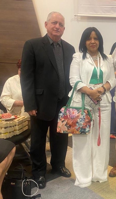 Luis Díaz Sánchez, gerente Hotel Nacional de Cuba y Claudia Barreto, directora jurídica Cotelco