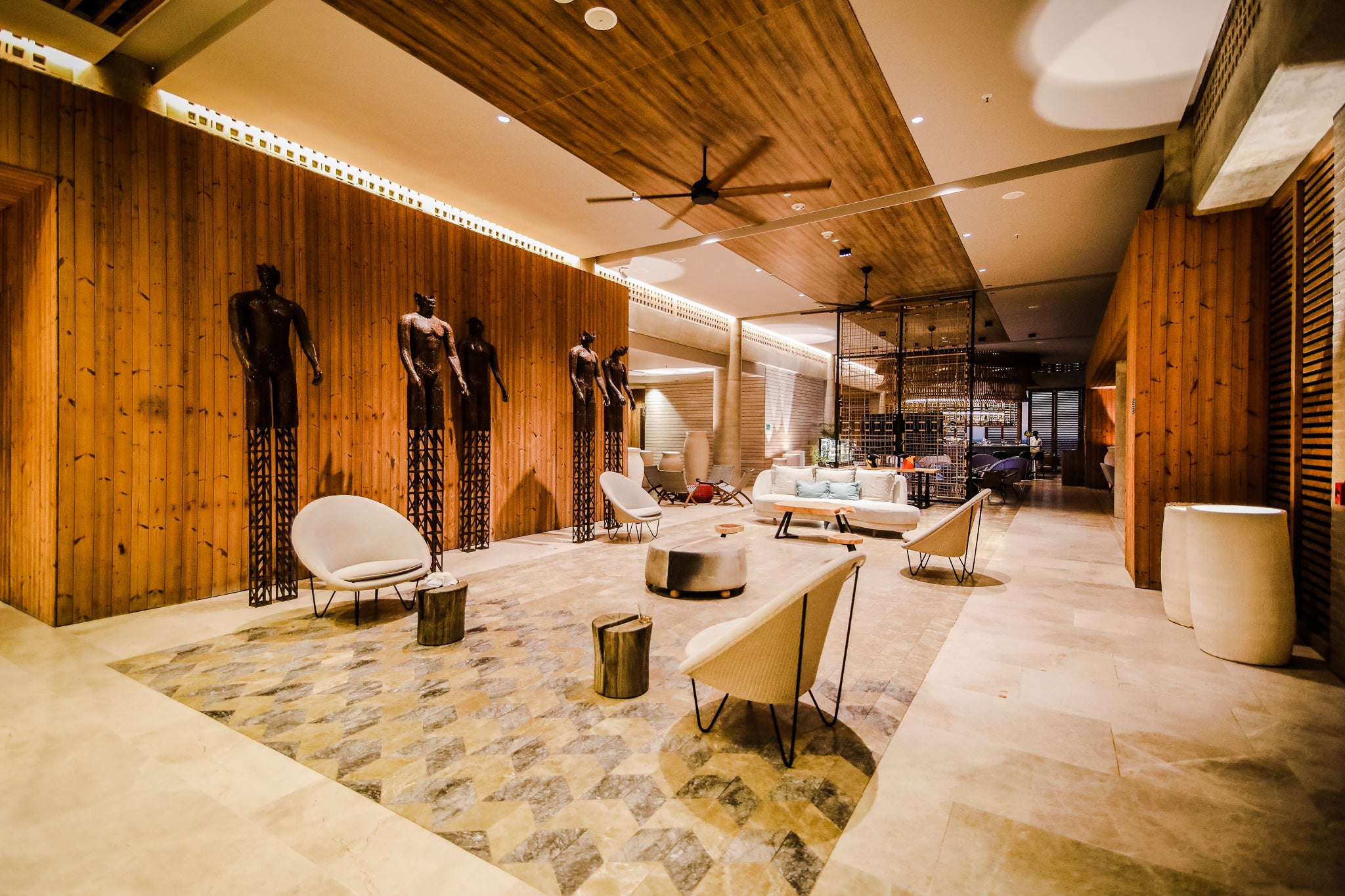 La construcción fue toda una propuesta desde artesanal hasta artística, algo que se percibe en cada una de las esquinas del lugar. 