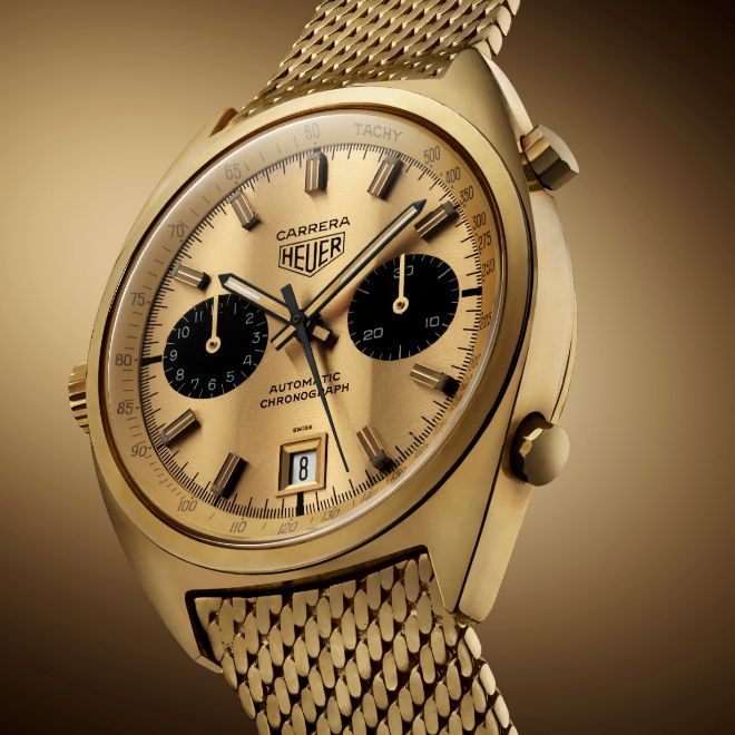 Frontal del histórico Heuer 1158CHN