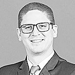 Diego Torres, Asociado principal de Cuatrecasas