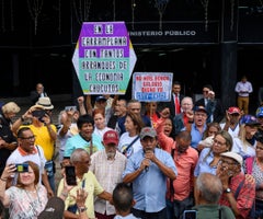 Gobierno venezolano aumentará salario mínimo