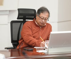 Presidente Gustavo Petro (7) Presidente Gustavo Petro