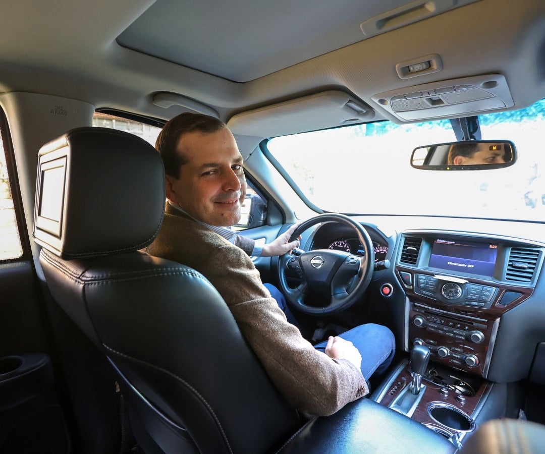 Carlos Felipe Caicedo, gerente de Dinissan