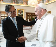 Petro quiere que el Papa Francisco y el Vaticano sumen para la paz con el ELN