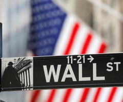 S&P 500 mantiene su tendencia al alza en Wall Street gracias al impulso de valores de capitalización y chips