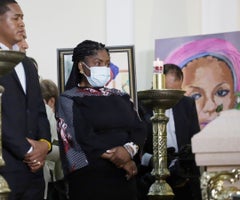 Francia Márquez y tres ministros asistieron al homenaje póstumo de Piedad Córdoba.