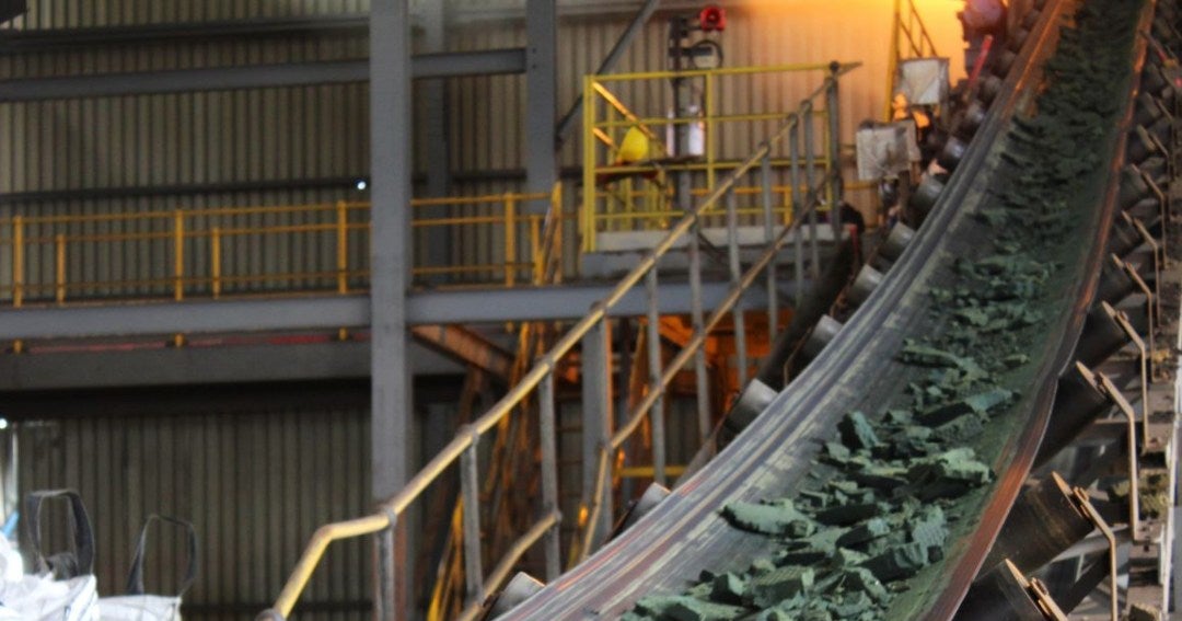 Estados Unidos busca invertir en empresas de tierras raras en su carrera con China