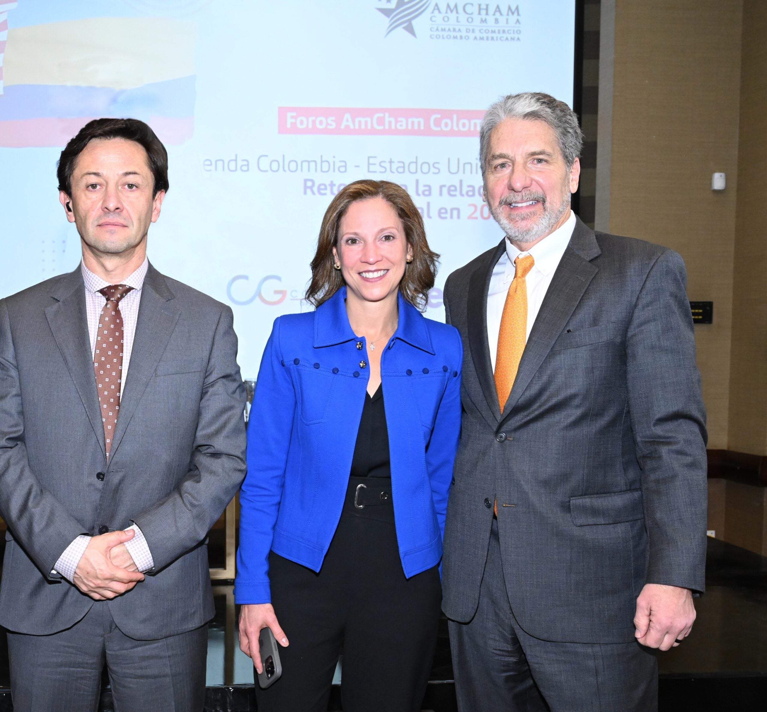 Viceministro de Comercio, Luis Felipe Quintero; María Claudia Lacouture, presidenta de la Cámara Colombo Americana y Kevin Whitaker, ex embajador de Estados Unidos en Colombia