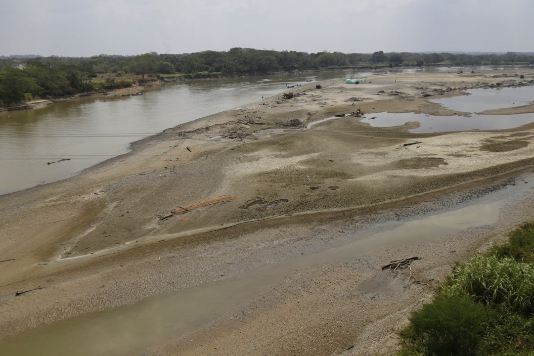 Multas por desperdicio de agua en medio de sequía, determinada por pisos térmicos
