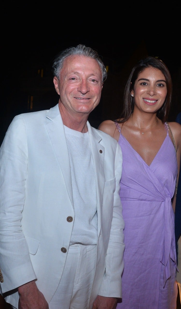 Juan Pablo Estrada, director de Alimentos y Bebidas de Sofitel Legend Santa Clara, y Alejandra Messier, directora de Mercadeo y Ventas de Sofitel Barú Calablanca Beach resort.