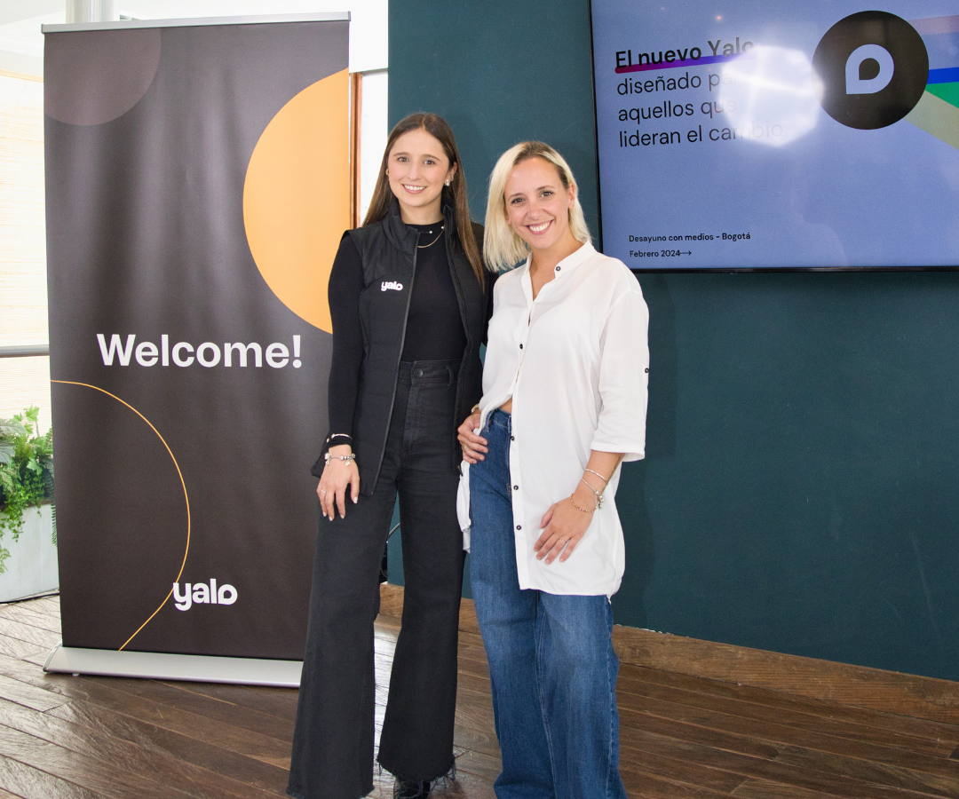 Mariana Álvarez, líder regional de marketing de Yalo, y Andy Booth, directora de marketing de Yalo.