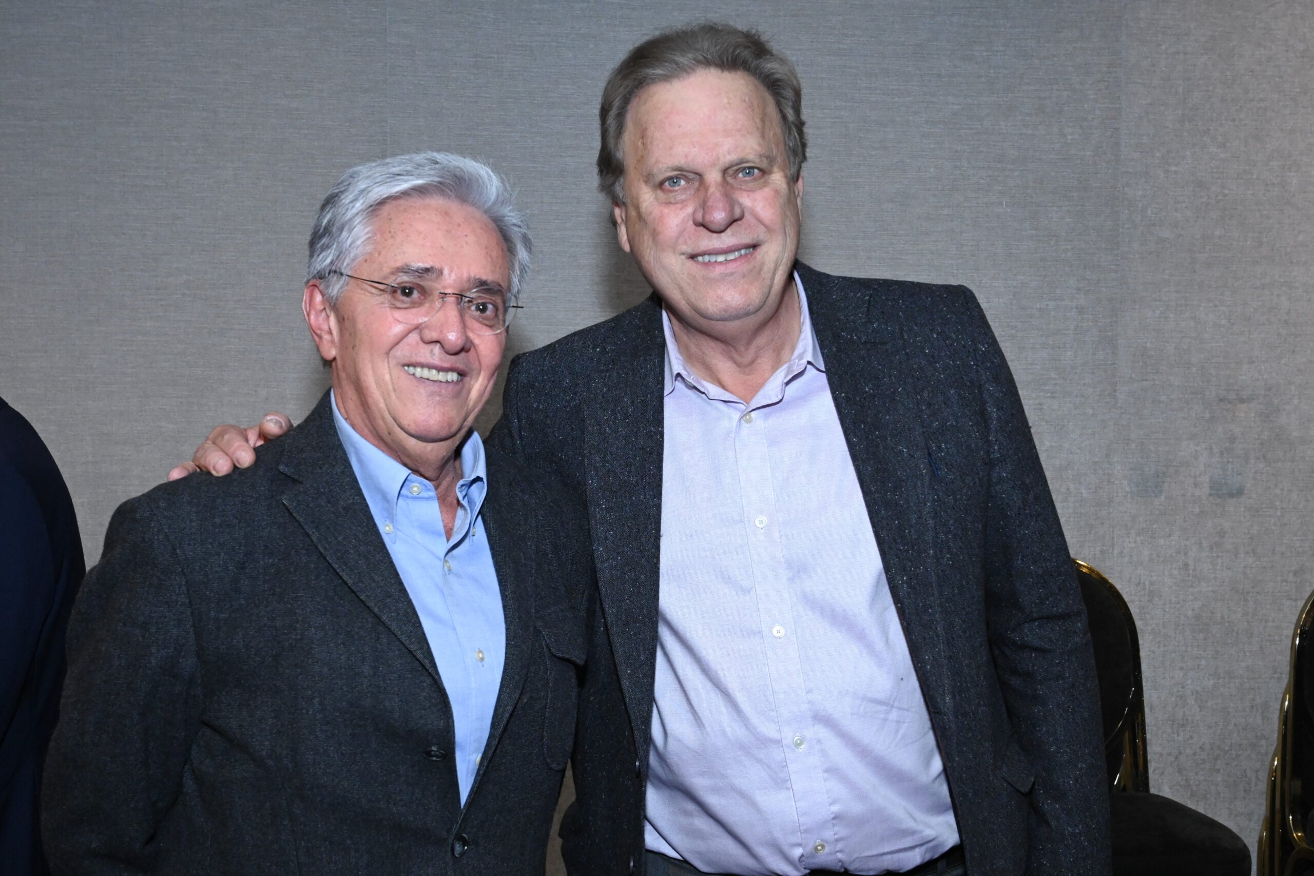 Germán Cardona, ex ministro de Transporte, y Ramón Jesurún, presidente de la Federación Colombiana de Fútbol.