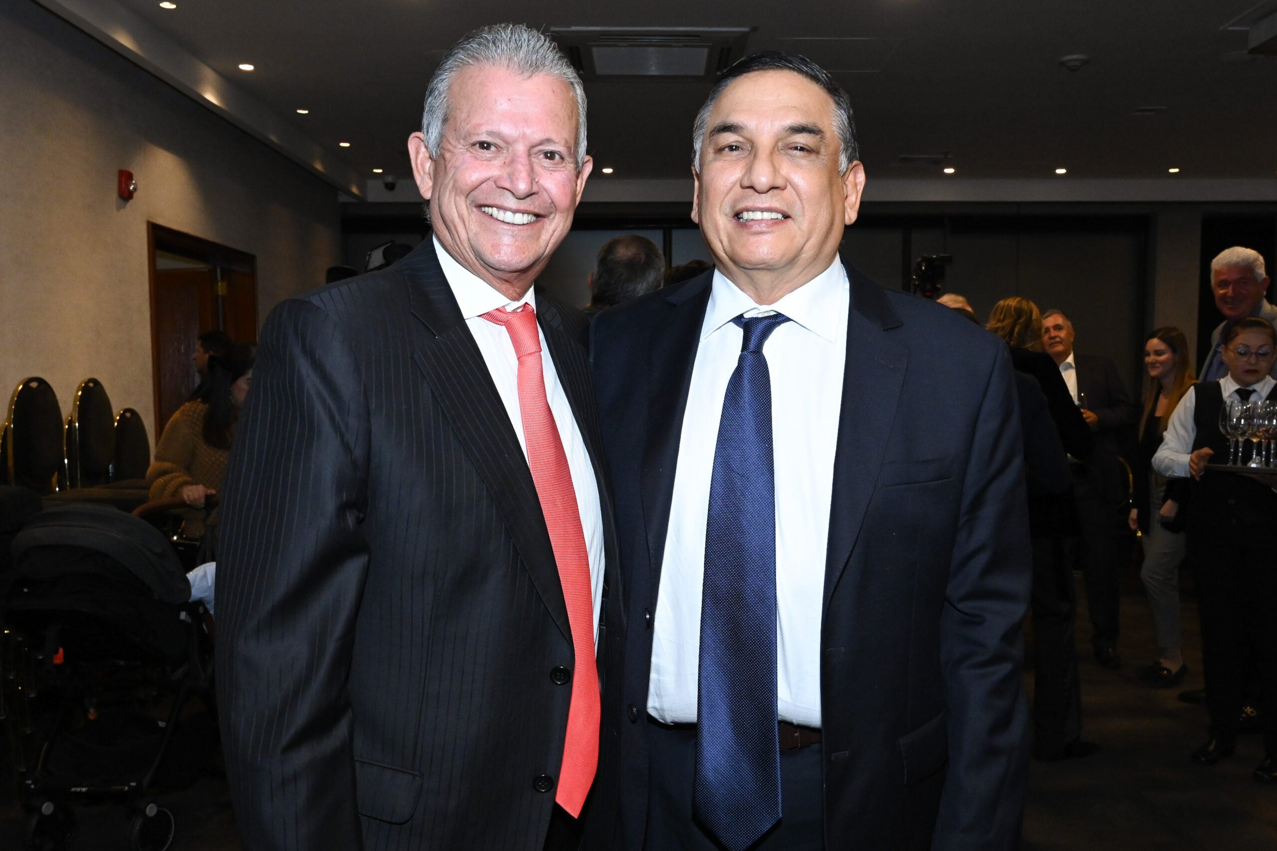 Hernán Yunis, ex vicepresidente de la Federación Colombiana de Fútbol, y Uda González, agente Fifa.