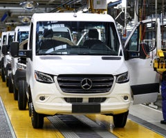Trabajadores de Mercedes-Benz se unirían a UAW