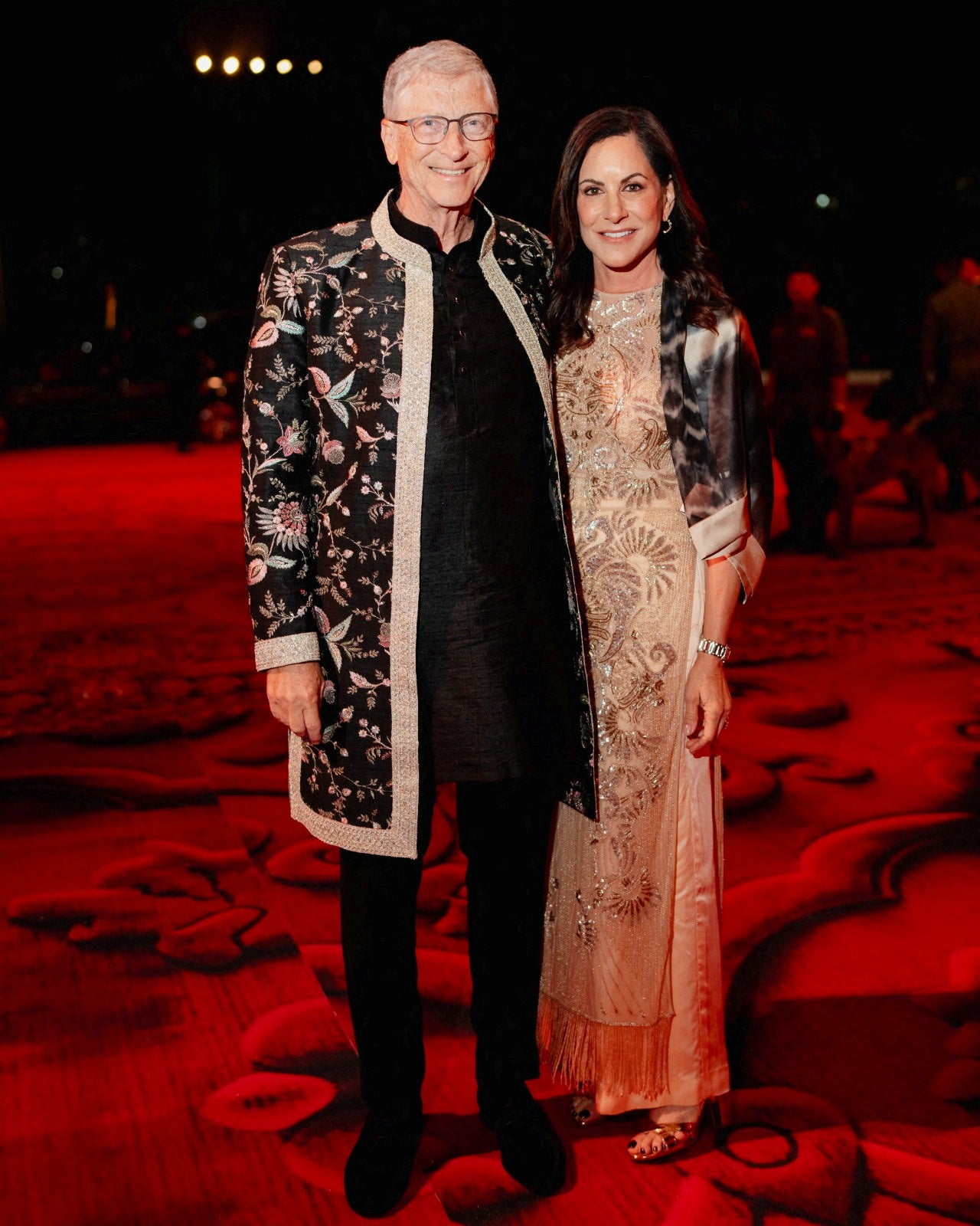 Bill Gates, exdirector ejecutivo de Microsoft y Paula Hurd, ejecutiva