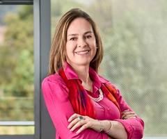 Martha Woodcock, CEO del Banco Santander Colombia