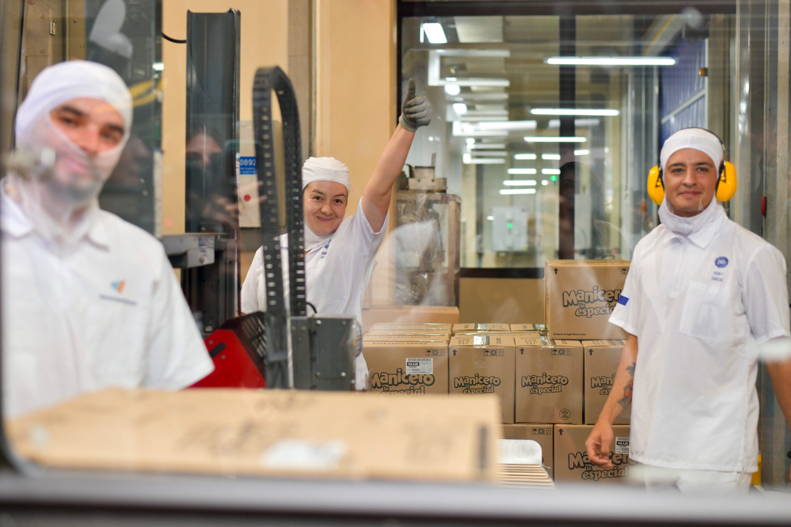 Trabajadores de la Compañía Nacional de Chocolates