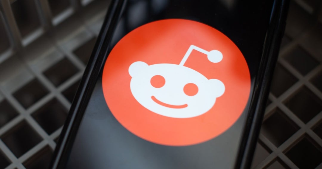 Reddit demanda a Perplexity y a otras tres compañías por presunto robo ...