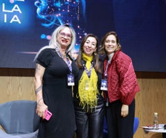 Brigitte Baptiste, Esmeralda Velandia, y Natalia Jaramillo.