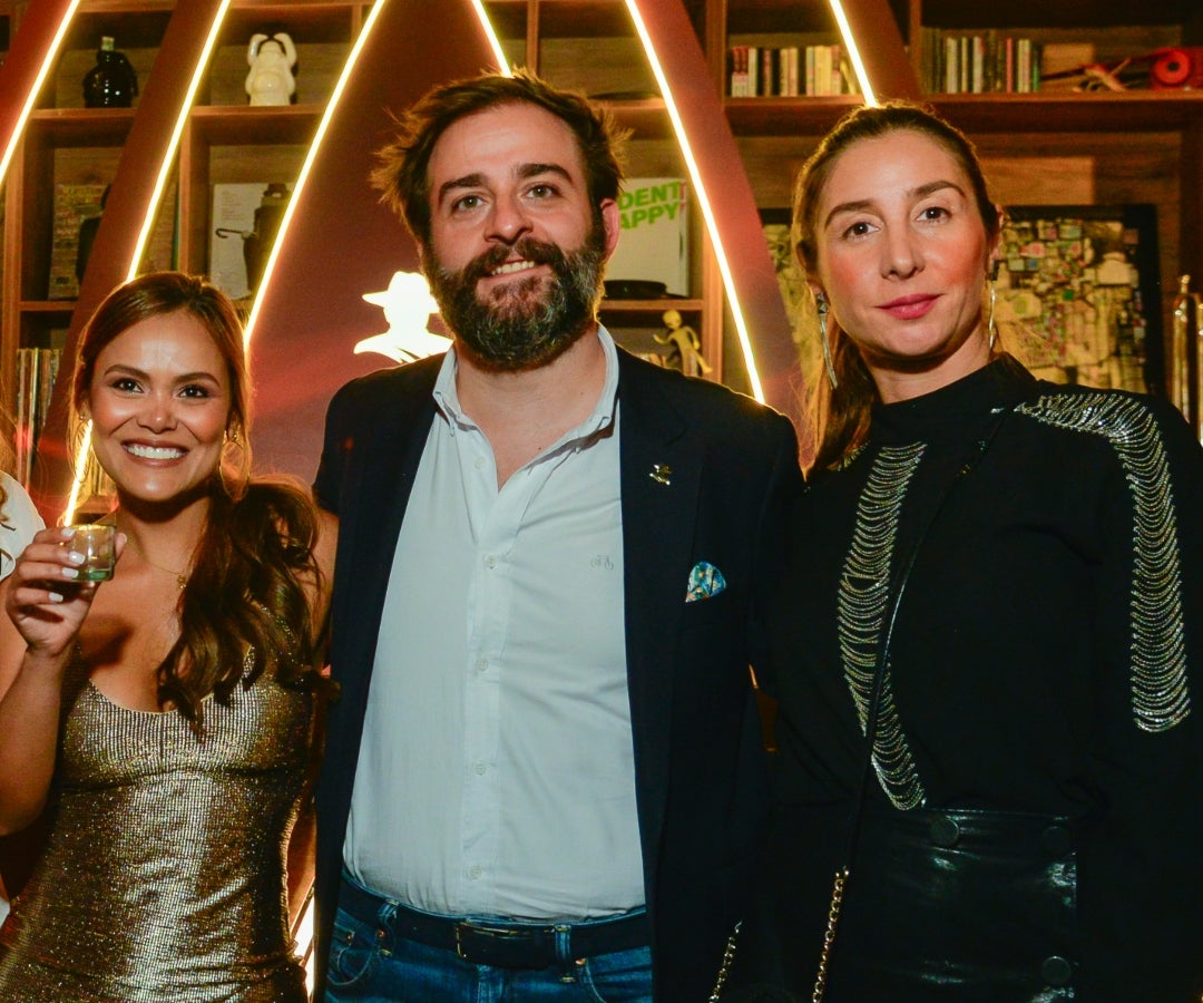 De Diageo, Cinthya Almanza, gerente Comercial luxury Bogotá; Alfonso Ibañez, luxury Trade Adovacy Manager; y Johanna Posada, luxury PR Manager.