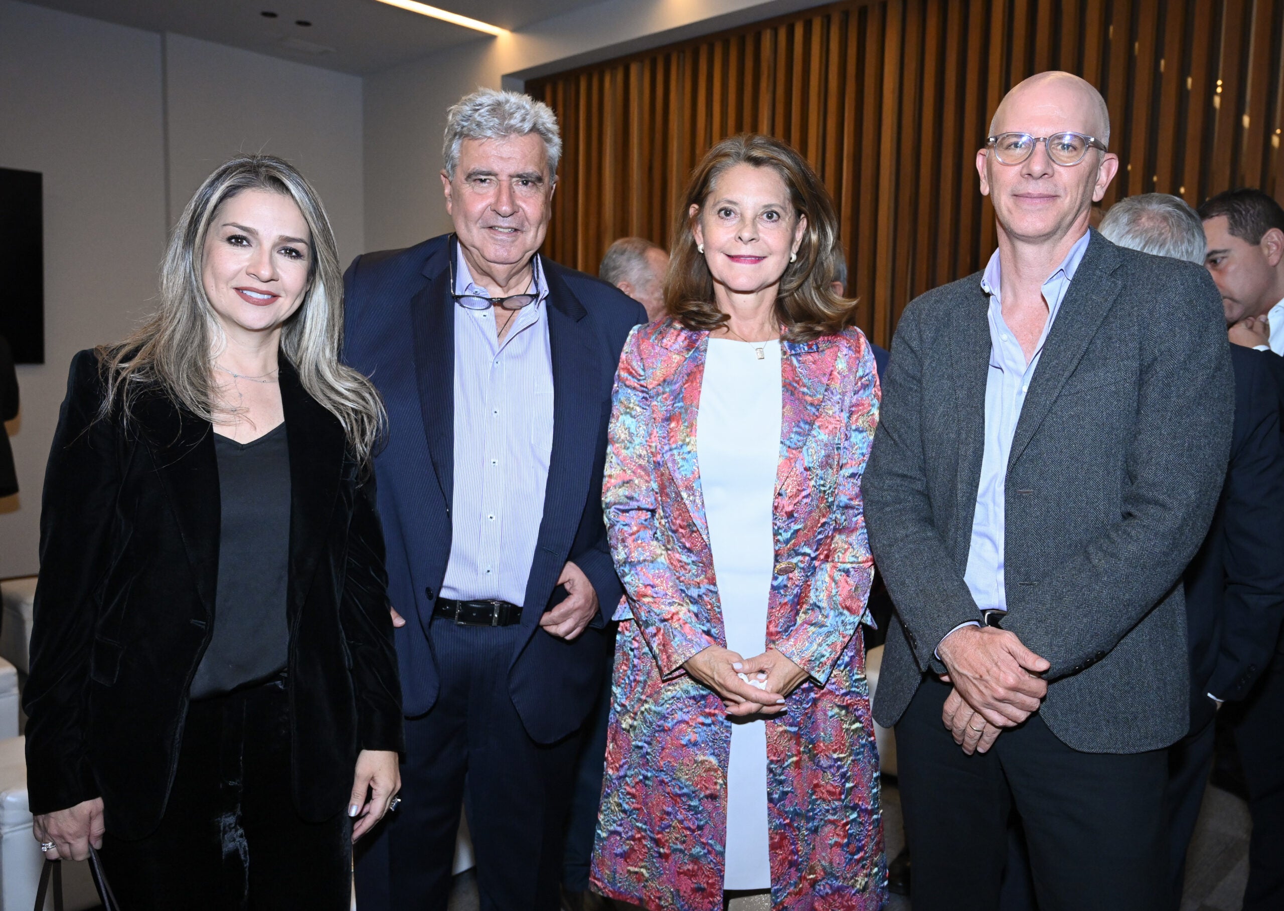 Vicky Dávila, directora de la Revista Semana; Fernando Molina, presidente de RCN Radio; Martha Lucia Ramírez, exvicepresidenta de Colombia; Alejandro Santos; periodista y director de Contenidos y Proyectos especiales en Caracol Radio.