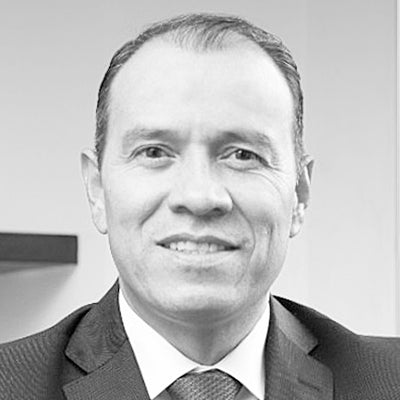 Wilson-Tovar, Acciones y Valores