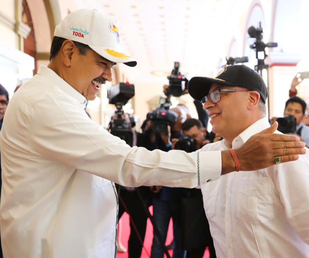El presidente Gustavo Petro junto a su homólogo Nicolás Maduro