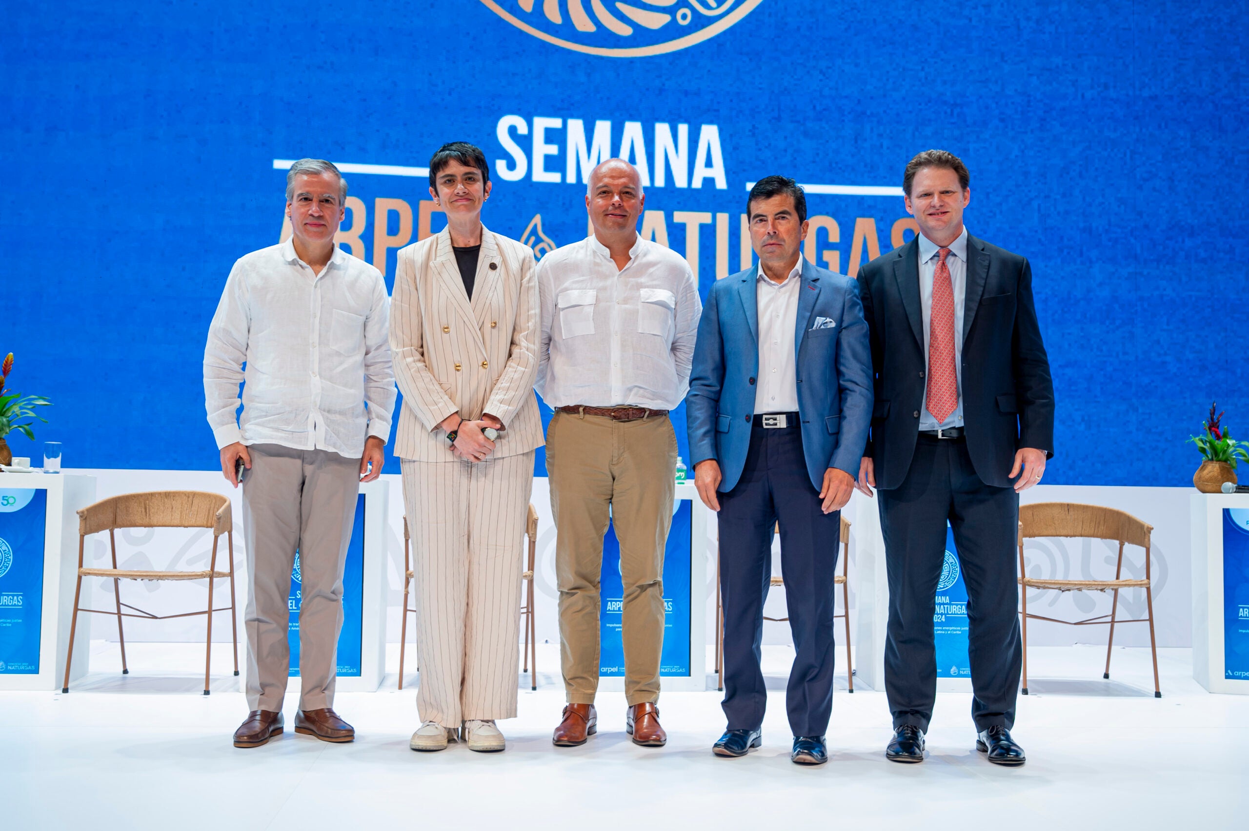 Orlando Cabrales, de Frontera Energy; Ana Duque, de Shell; Juan Henao, de Canacol;, Orlando Velandia, de la ANH, y Erick Eyberg, director de consultoría de GNL.