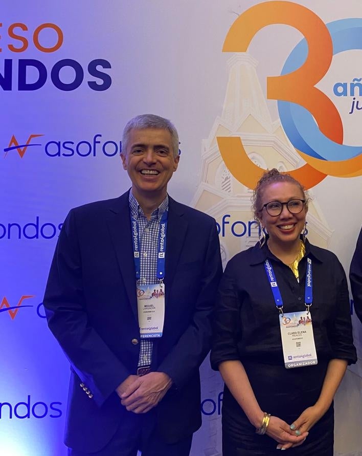 Miguel Largacha, pdte del Consejo Directivo de Asofondos, y Clara Reales, de vpte. jurídica.