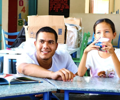 Lucas Bravo Educambio Lucas Bravo Educambio