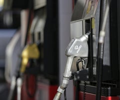 Iniciativa para eliminar impuestos a combustibles